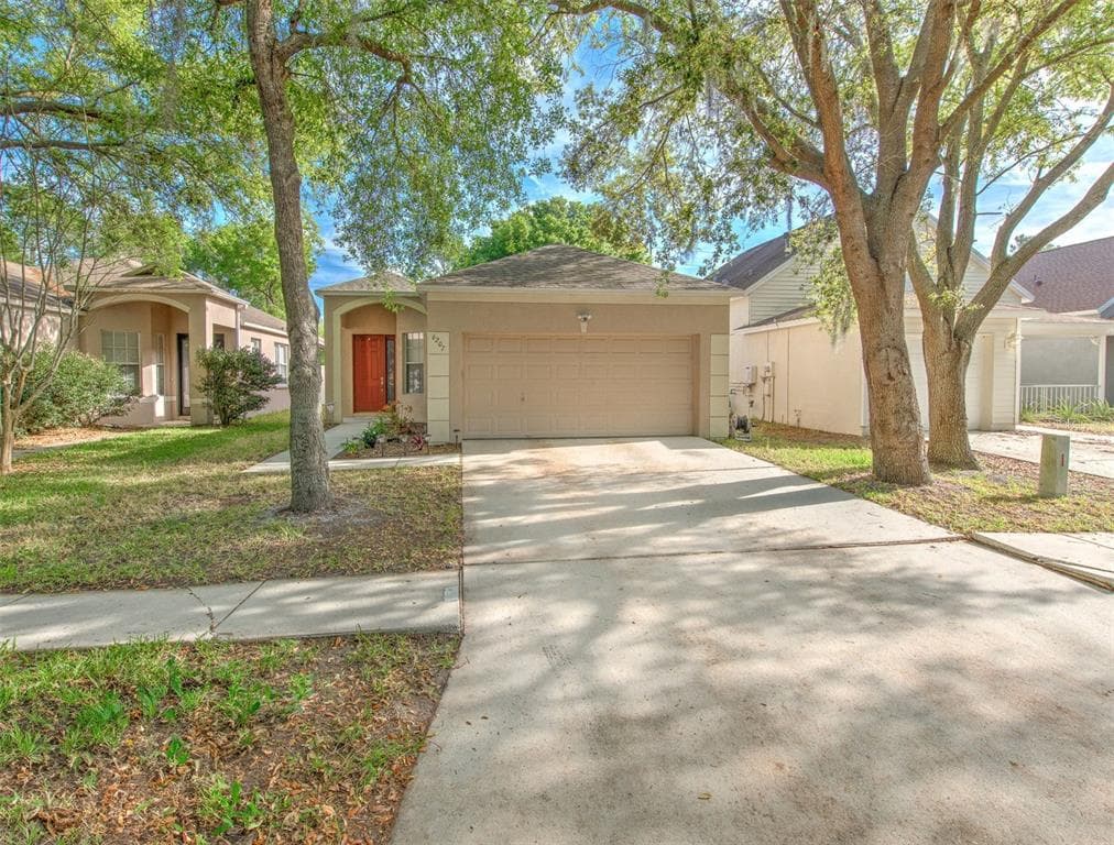 6207 KITERIDGE DRIVE LITHIA, FL 33547
