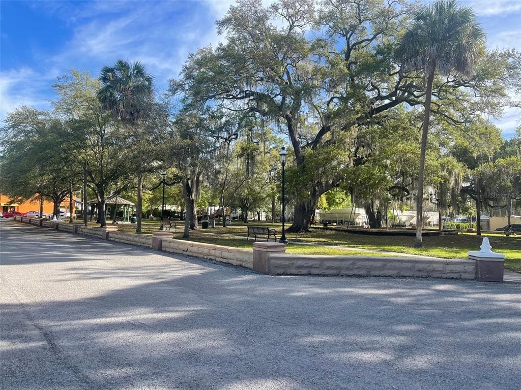 2208 N HIGHLAND AVENUE TAMPA, FL 33602