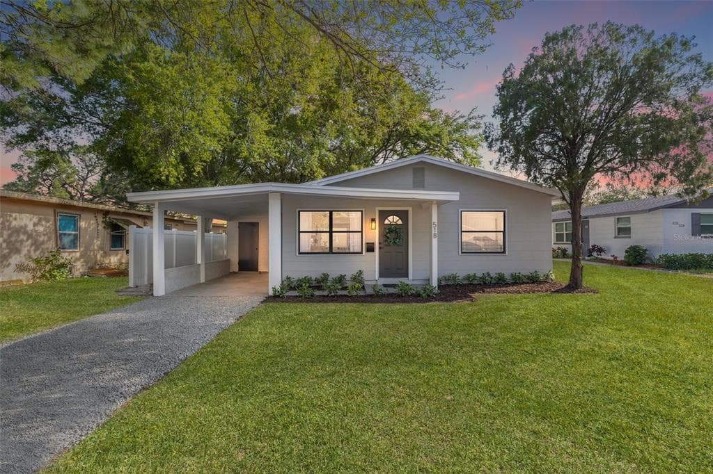 518 92ND AVENUE N ST PETERSBURG, FL 33702