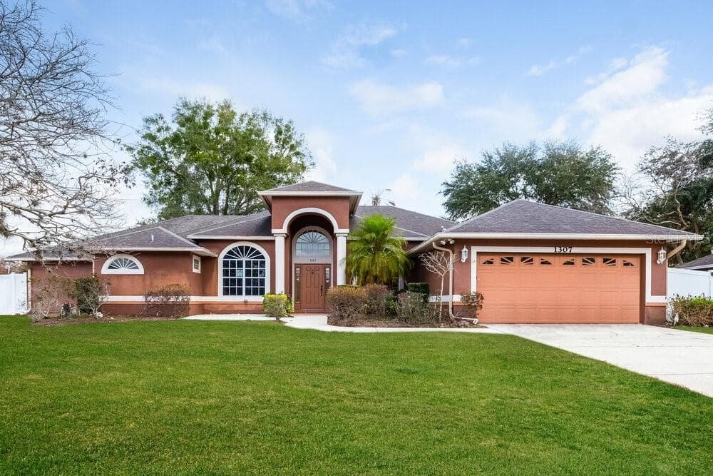 1307 COUNTRYRIDGE PLACE ORLANDO, FL 32835