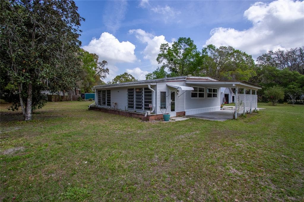 3822 ALICE DRIVE WESLEY CHAPEL, FL 33543