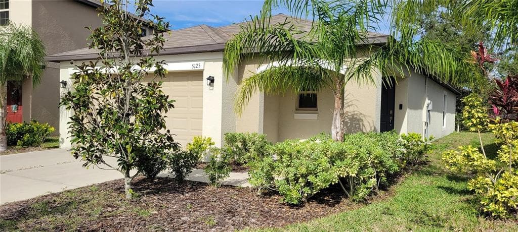 5125 BRICKWOOD RISE DRIVE WIMAUMA, FL 33598