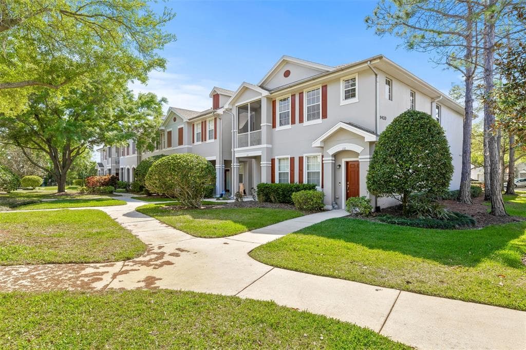 9420 GEORGIAN PARK LANE UNIT 108 TAMPA, FL 33626