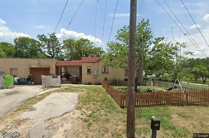 966 S LAKESHORE BOULEVARD LAKE WALES, FL 33853