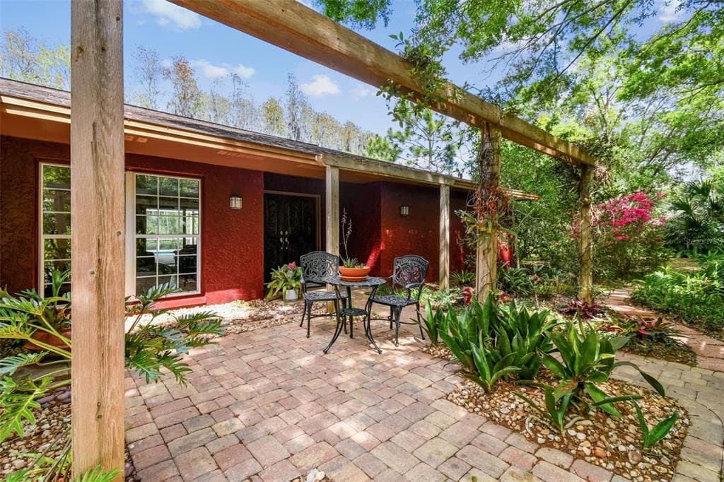 3757 QUAIL FOREST DRIVE TARPON SPRINGS, FL 34688
