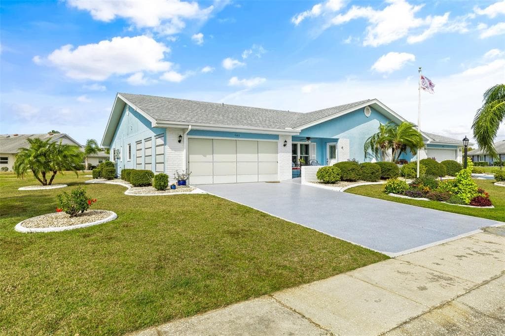 1603 BENTWOOD DRIVE SUN CITY CENTER, FL 33573