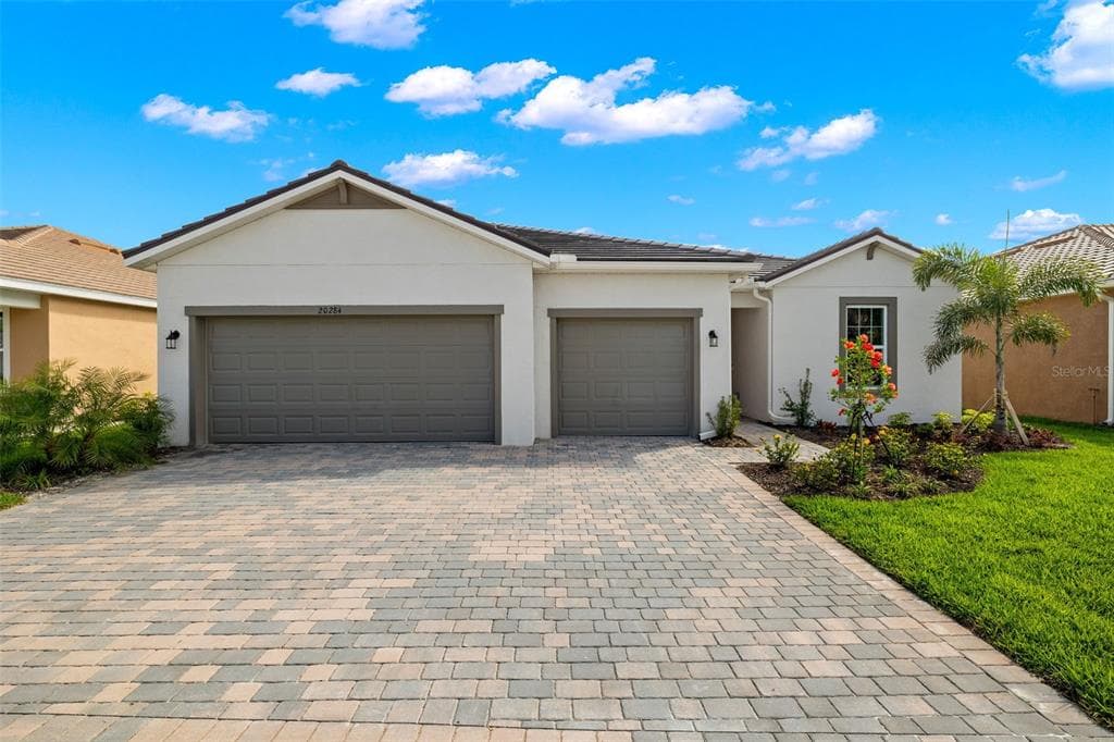20284 SYMPHONY PLACE VENICE, FL 34293
