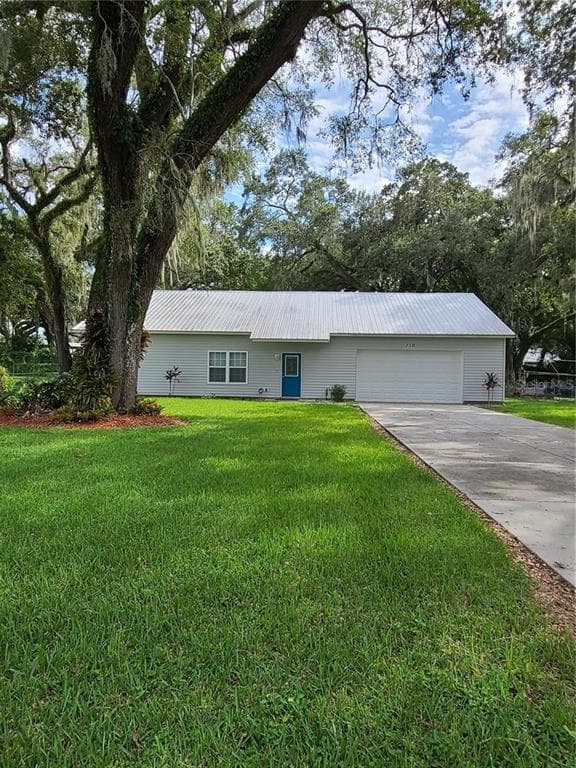 110 W 122ND AVENUE TAMPA, FL 33612
