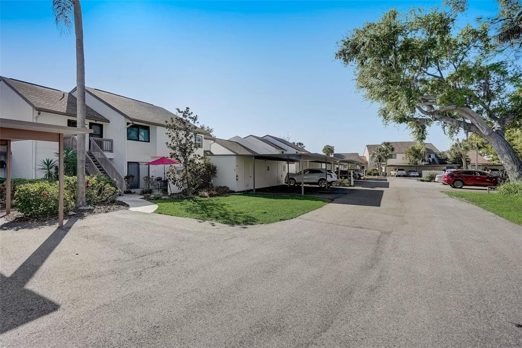 746 BIRD BAY DRIVE W UNIT 163 VENICE, FL 34285