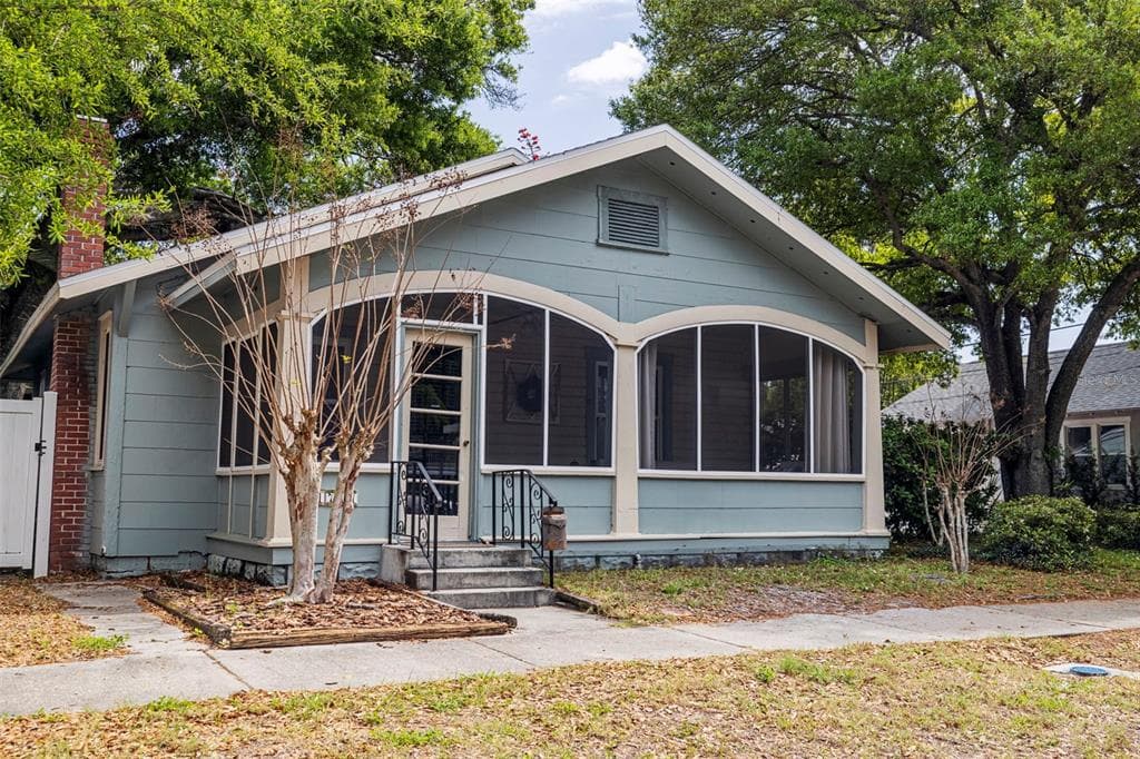 1717 12TH STREET N ST PETERSBURG, FL 33704