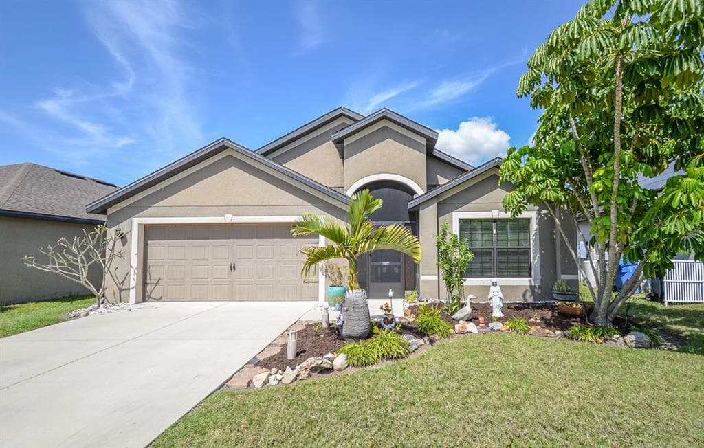 11110 CARRICK STONE STREET WIMAUMA, FL 33598