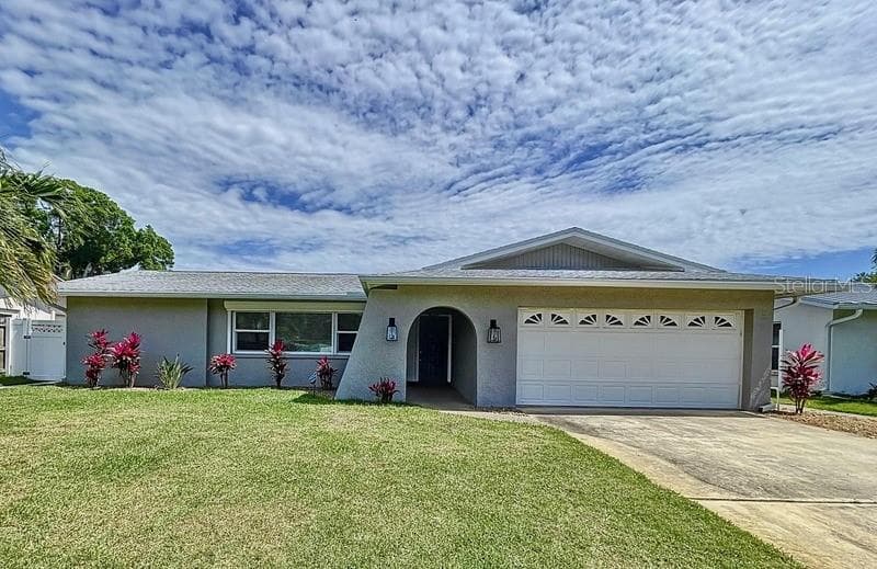 9095 135TH STREET SEMINOLE, FL 33776
