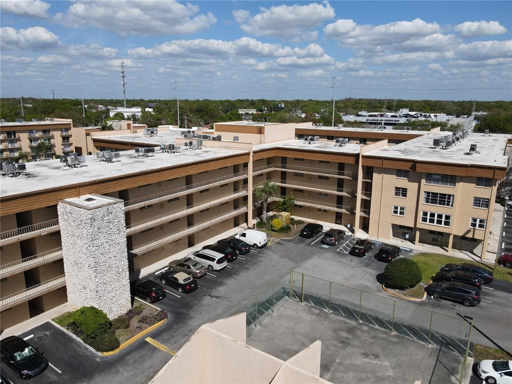 5820 N CHURCH AVENUE UNIT 131 TAMPA, FL 33614