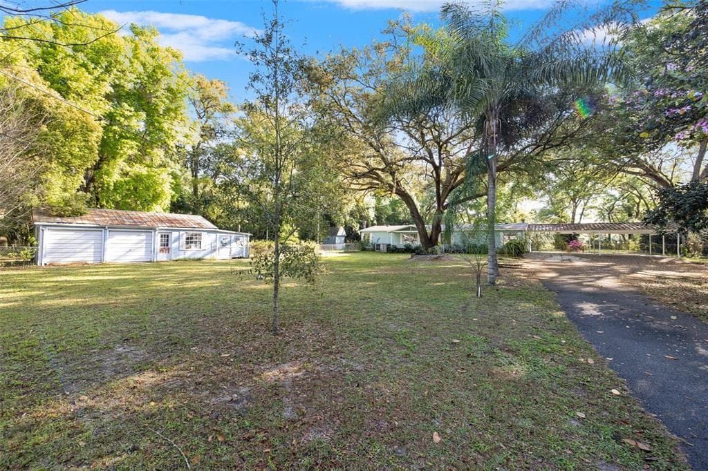 8818 WIRE ROAD ZEPHYRHILLS, FL 33540