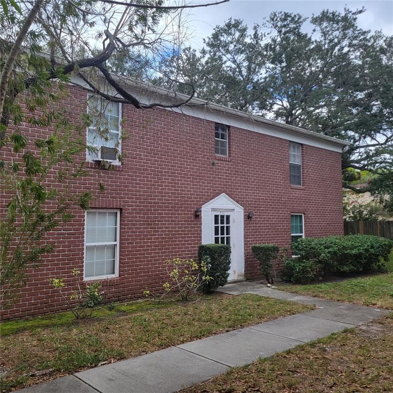 8480 13TH STREET N UNIT D ST PETERSBURG, FL 33702