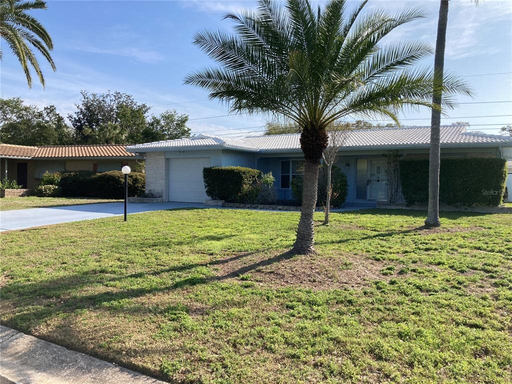 2329 TUDOR LANE CLEARWATER, FL 33763