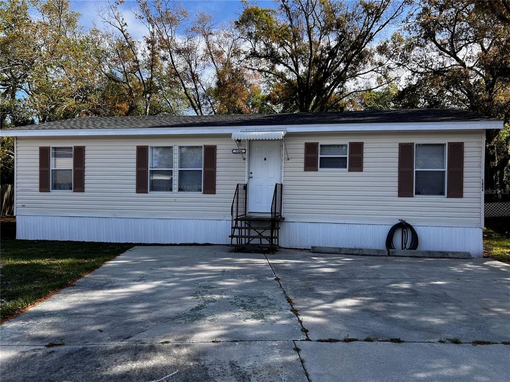 5906 SUSSEX COURT TAMPA, FL 33615