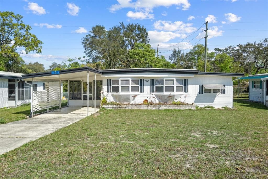 12011 FAIRWAY AVENUE BROOKSVILLE, FL 34613