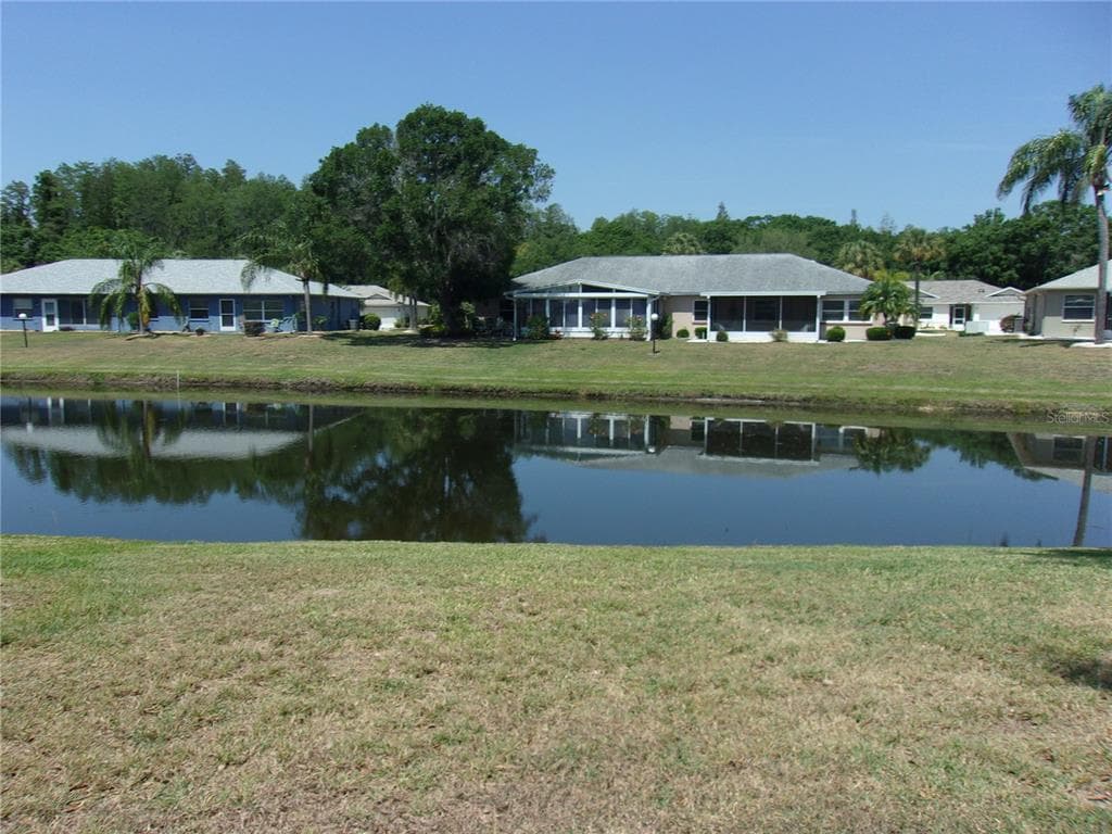 1914 W DEL WEBB BOULEVARD SUN CITY CENTER, FL 33573