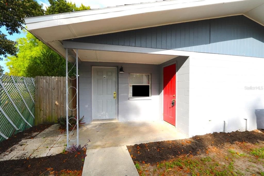 8716 N GREENWOOD AVENUE UNIT A TAMPA, FL 33617