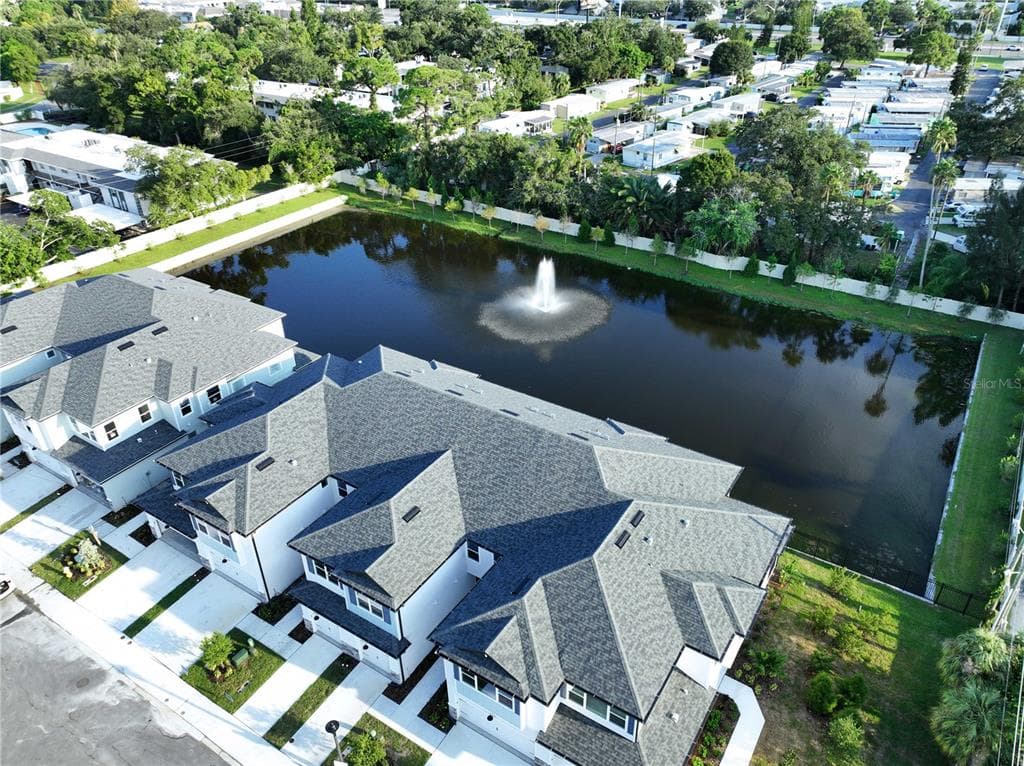 7660 93RD STREET N SEMINOLE, FL 33777