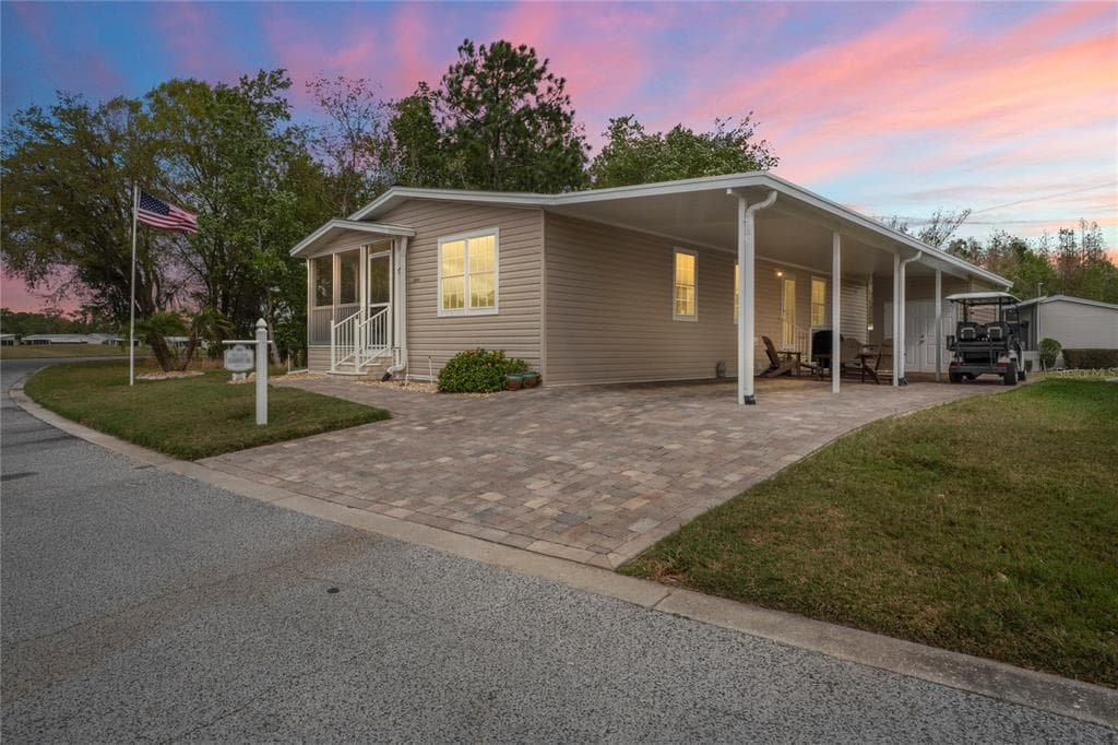 2451 PEAVINE CIRCLE LAKELAND, FL 33810