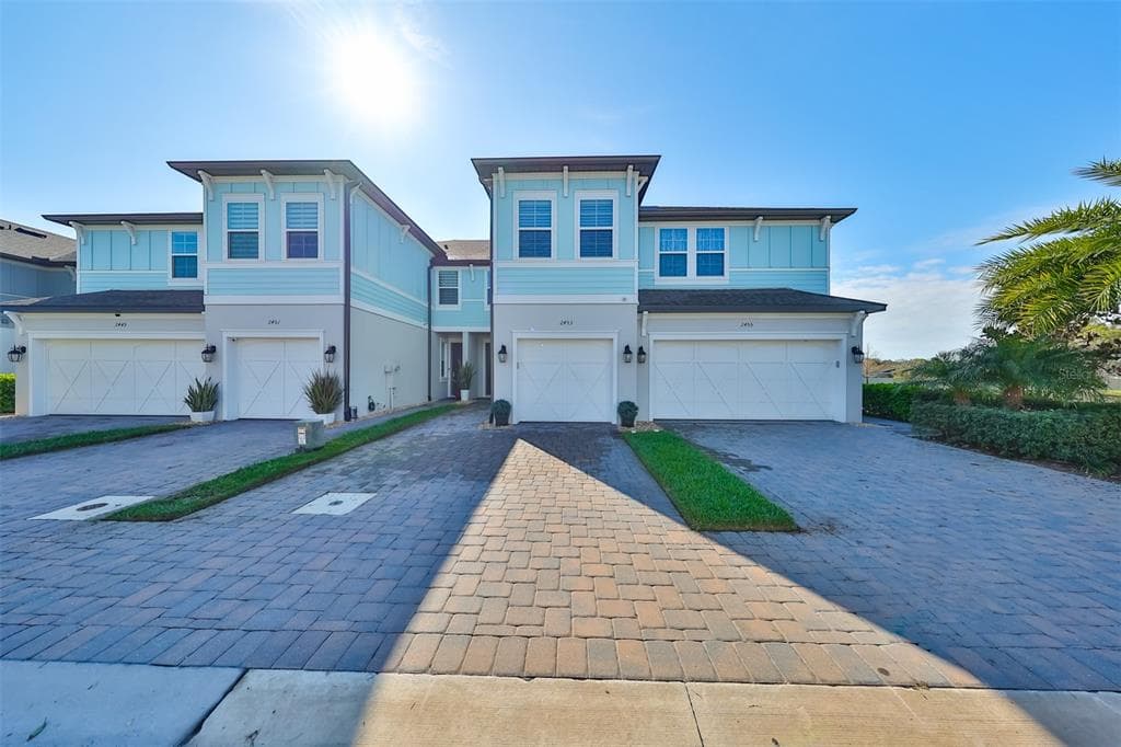 2453 FOGGY CREEK CIRCLE CLEARWATER, FL 33764