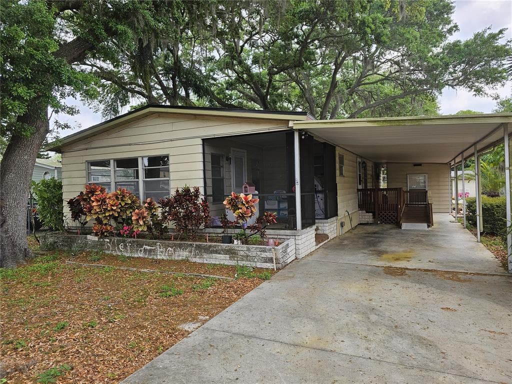 1104 21ST STREET SE RUSKIN, FL 33570