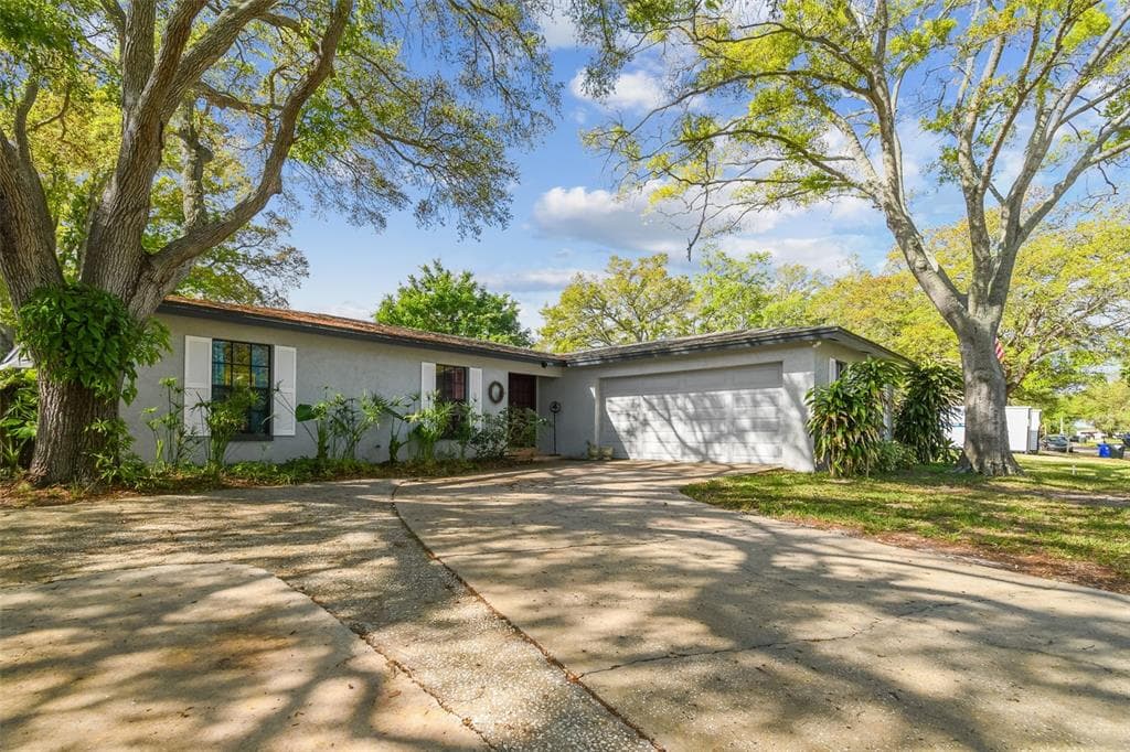 1501 COACHLIGHT WAY