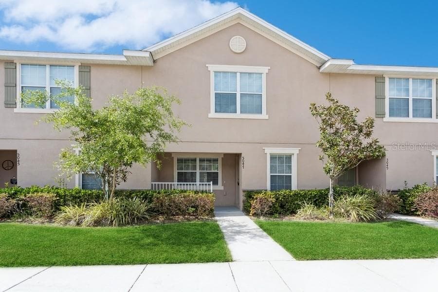 5047 CACTUS NEEDLE LANE WESLEY CHAPEL, FL 33544