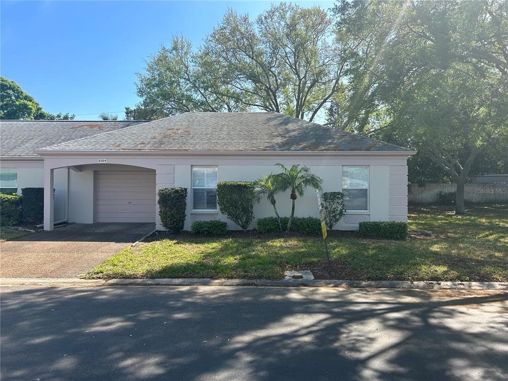 8364 CANDLEWOOD ROAD SEMINOLE, FL 33777