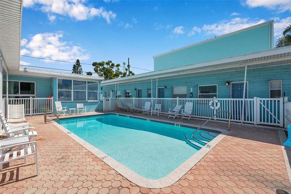 13343 GULF BOULEVARD UNIT B-5 MADEIRA BEACH, FL 33708