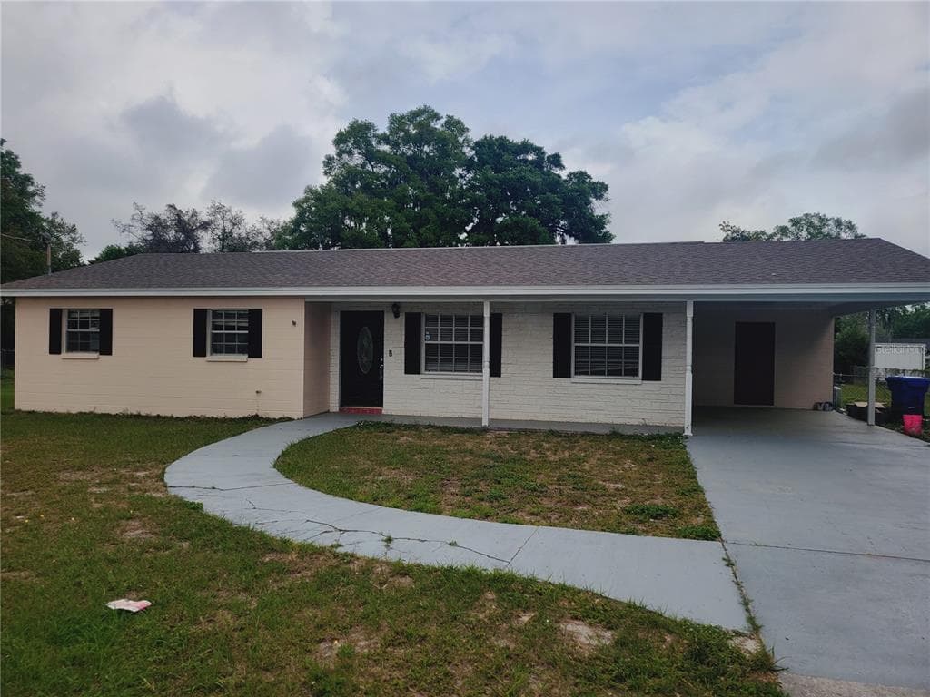 5620 KENNY DRIVE TAMPA, FL 33617