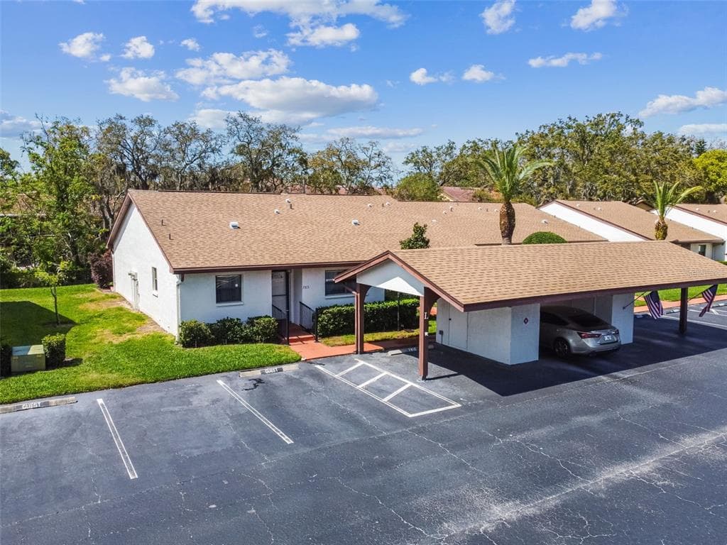 7815 RADCLIFFE CIRCLE PORT RICHEY, FL 34668