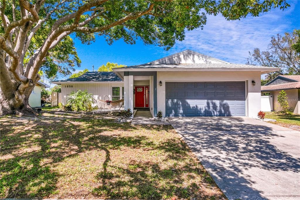 1650 EDEN COURT CLEARWATER, FL 33756