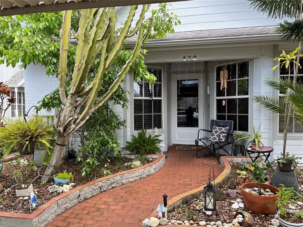 472 SANDRINGHAM CLOSE PALM HARBOR, FL 34683