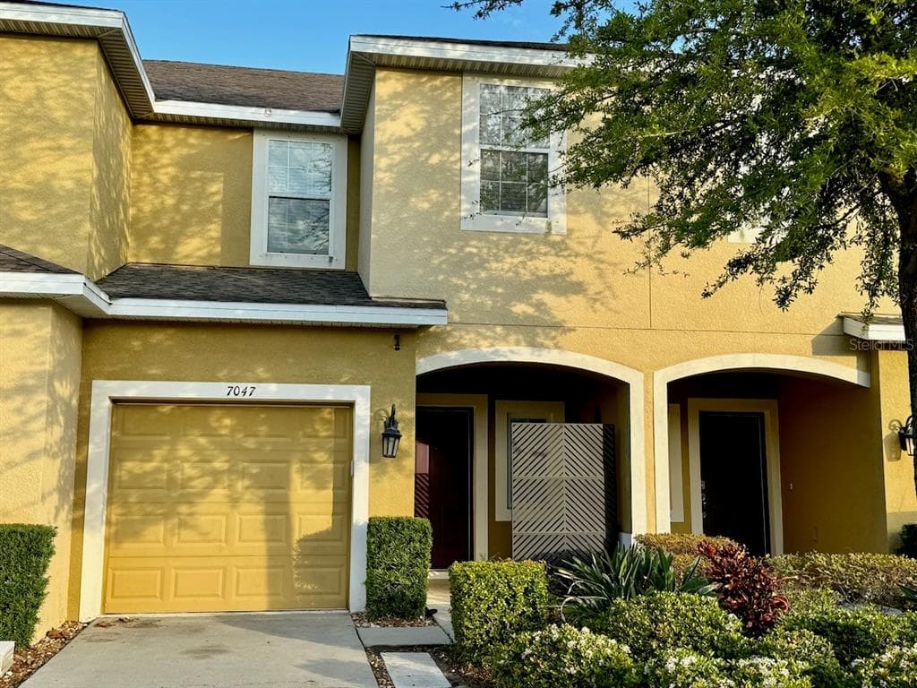 7047 TOWNE LAKE ROAD RIVERVIEW, FL 33578