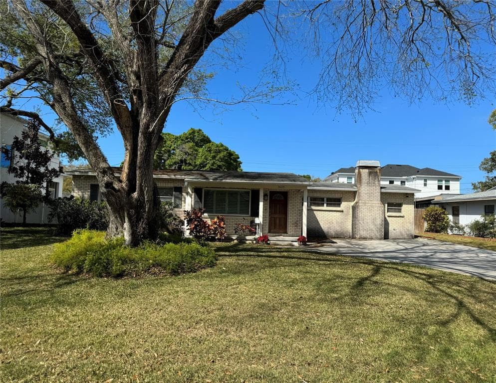 3605 S LIGHTNER DRIVE TAMPA, FL 33629