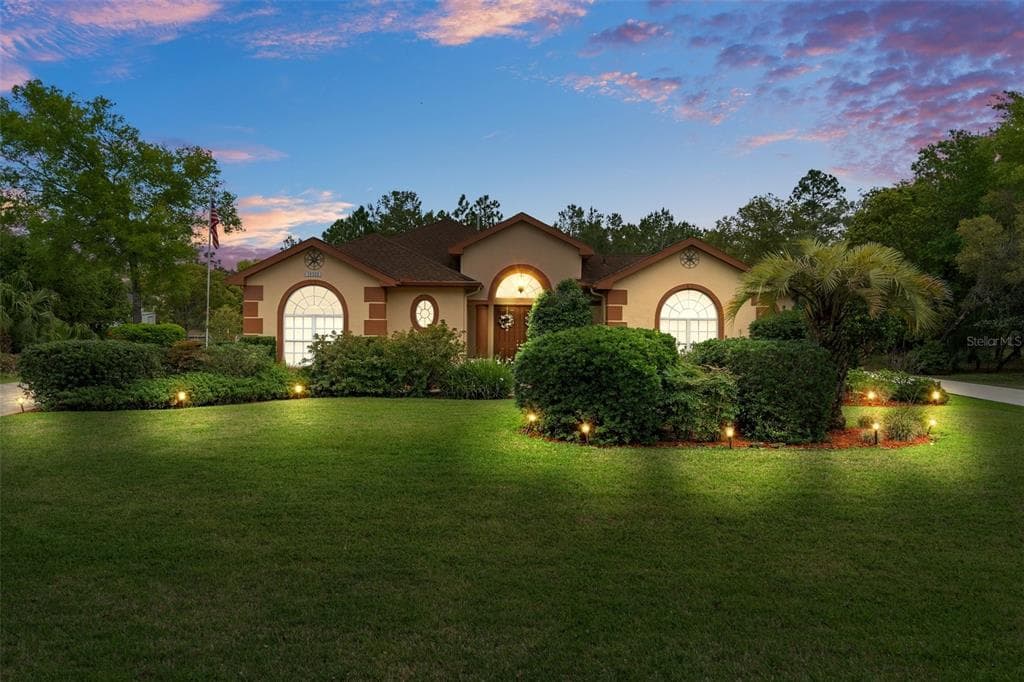 10322 WOODLAND WATERS BOULEVARD WEEKI WACHEE, FL 34613