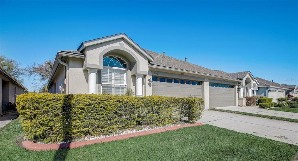 1143 BENSBROOKE DRIVE WESLEY CHAPEL, FL 33543
