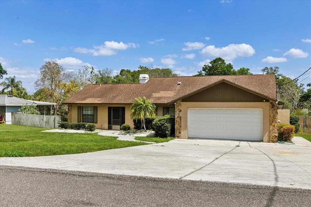 1429 BOOTH DRIVE VALRICO, FL 33594