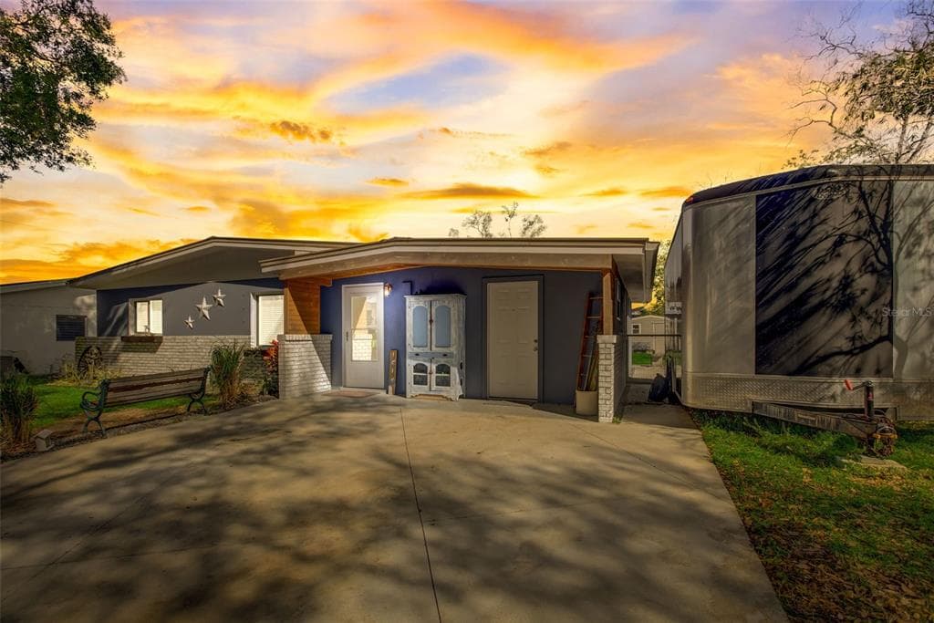 1514 TIMMONS TERRACE CLEARWATER, FL 33756
