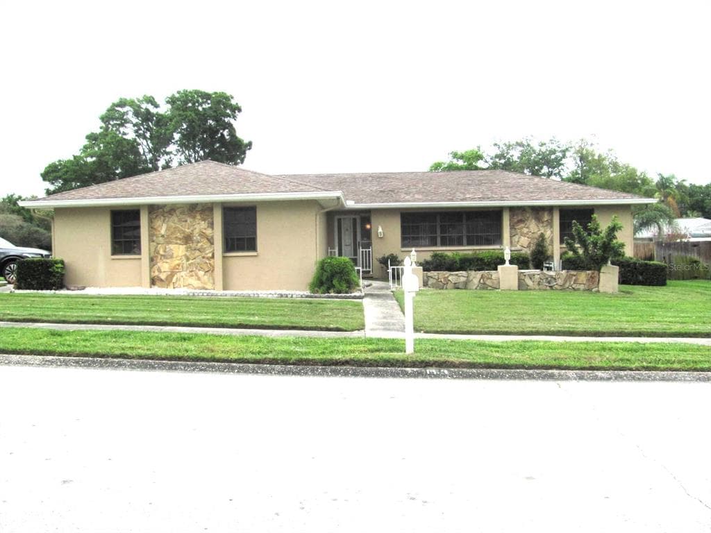 153 SUNWARD AVENUE PALM HARBOR, FL 34684