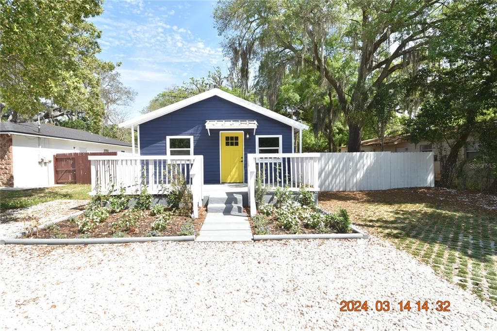 8303 N 17TH STREET TAMPA, FL 33604