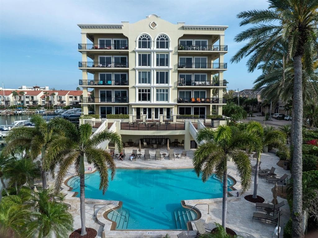 202 WINDWARD PASSAGE UNIT 206 CLEARWATER, FL 33767