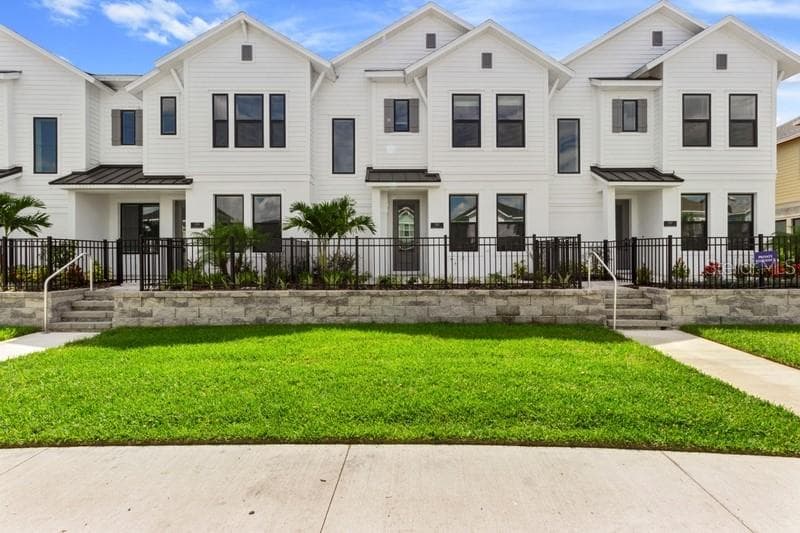 1583 SPRINGWELL LANE SARASOTA, FL 34240