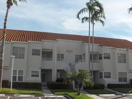 6000 BAHIA DEL MAR CIRCLE UNIT 130 ST PETERSBURG, FL 33715