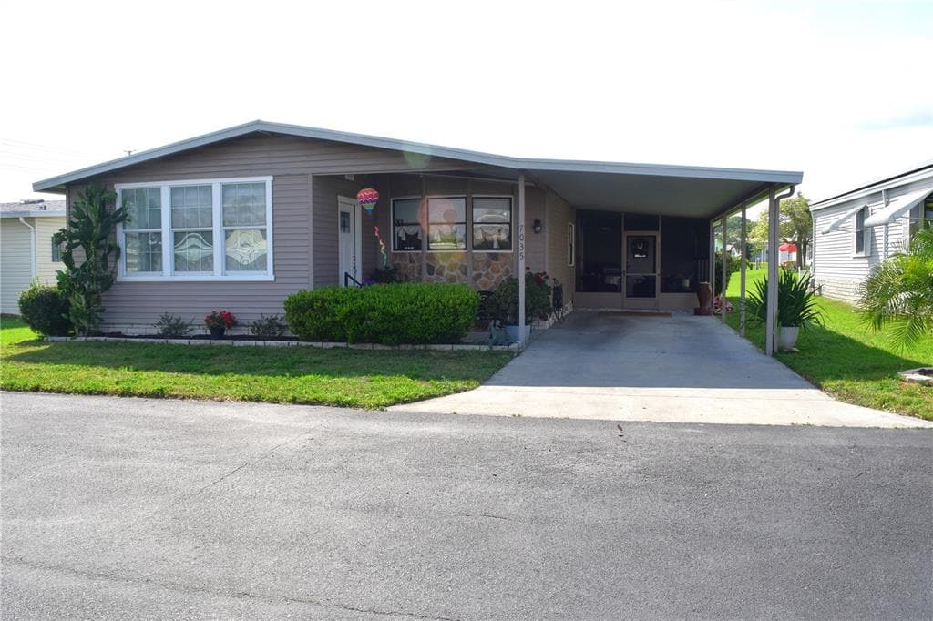 7035 SIESTA STREET ZEPHYRHILLS, FL 33541