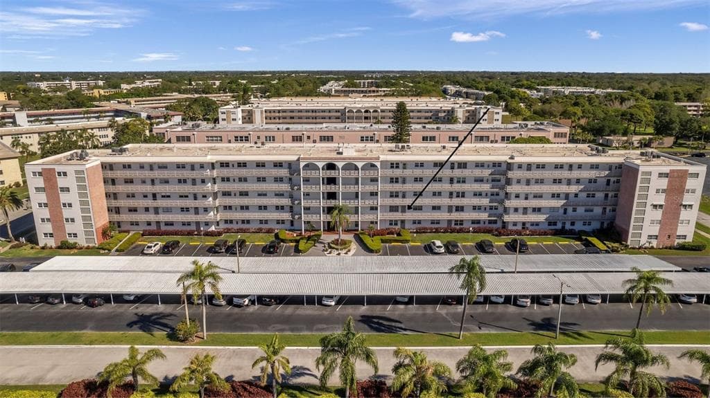 5501 80TH STREET N UNIT 209 ST PETERSBURG, FL 33709