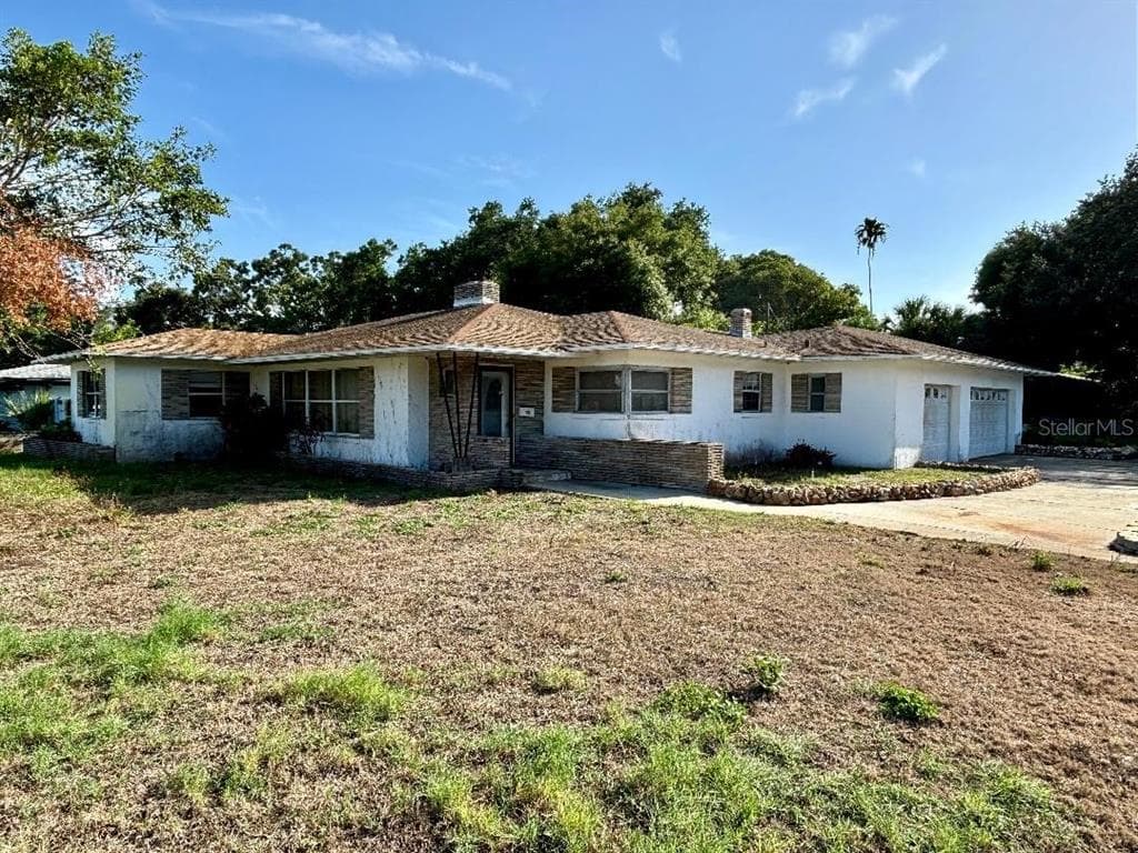 276 23RD AVENUE SE ST PETERSBURG, FL 33705